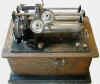1900_1907_Edison_Business_Phonograph_OM.JPG (40747 bytes)